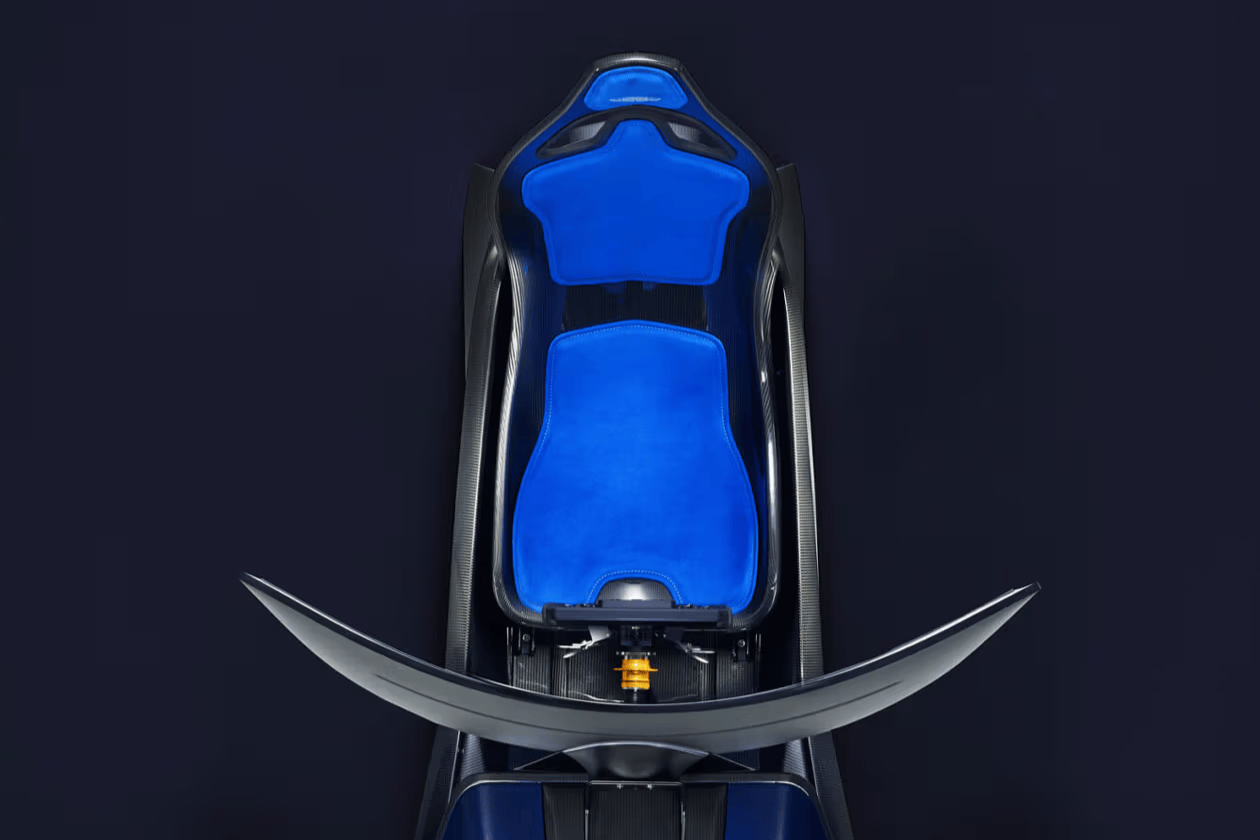 AMR-C01-R New Seating Position